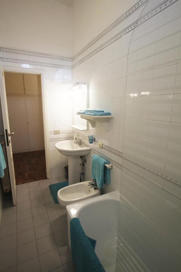 Tra I Tetti Con Bagno Privato Pisa
